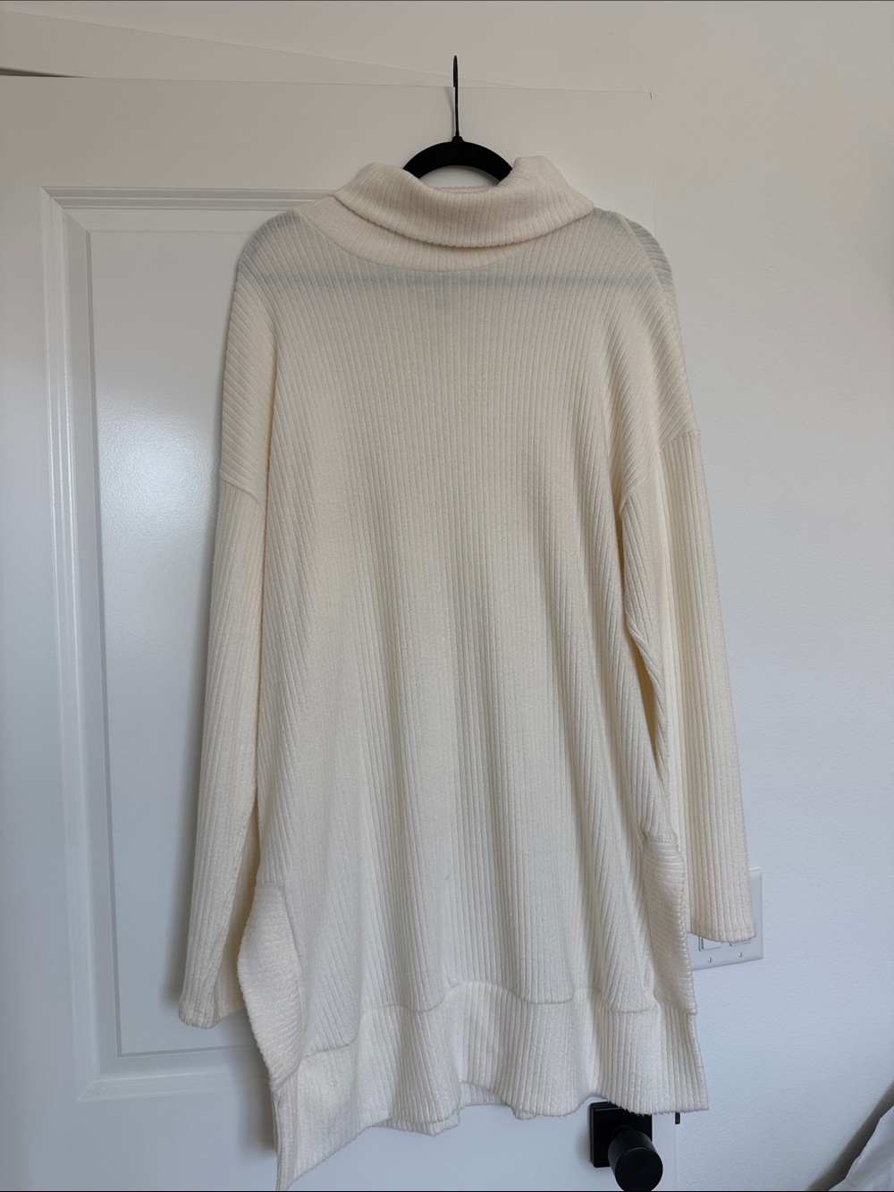 Anthropologie Cream Ribbed Cowl-Turtleneck Sweater